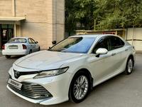 Toyota Camry 2018 годаүшін14 200 000 тг. в Алматы