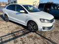 Volkswagen Polo 2018 года за 5 000 000 тг. в Актобе – фото 2