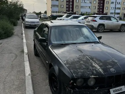 BMW 525 1990 года за 1 000 000 тг. в Сатпаев – фото 2