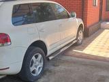 Volkswagen Touareg 2004 года за 2 700 000 тг. в Кызылорда – фото 4