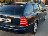 Mercedes-Benz C 200 2002 года за 3 200 000 тг. в Караганда – фото 4