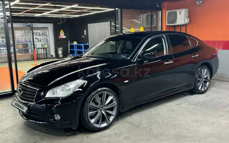 Infiniti M37 2014 годаfor12 000 000 тг. в Алматы