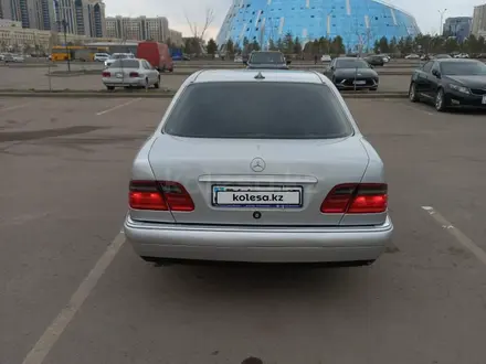 Mercedes-Benz E 280 1996 года за 2 900 000 тг. в Астана – фото 7