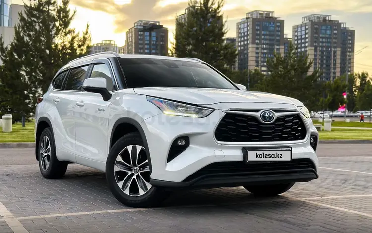 Toyota Highlander 2022 годаүшін22 900 000 тг. в Алматы