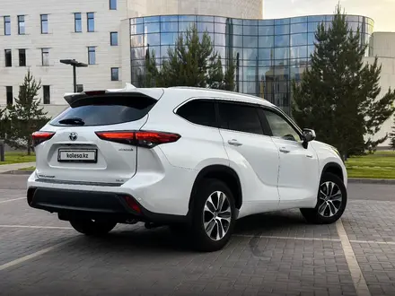 Toyota Highlander 2022 года за 22 900 000 тг. в Алматы – фото 7