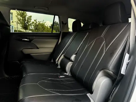 Toyota Highlander 2022 года за 22 900 000 тг. в Алматы – фото 14