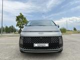 Hyundai Staria 2023 года за 26 500 000 тг. в Алматы – фото 3