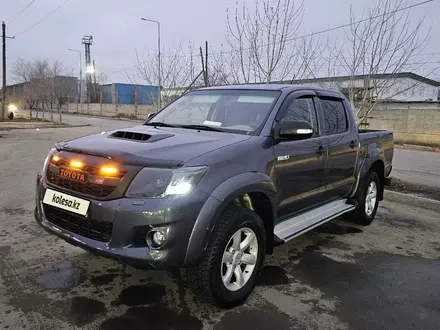 Toyota Hilux 2014 года за 10 200 000 тг. в Атырау