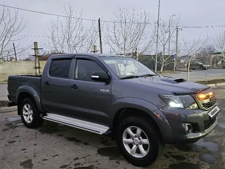 Toyota Hilux 2014 года за 10 200 000 тг. в Атырау – фото 2