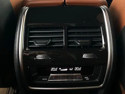 BMW X7 XDrive 40i 2022 года за 45 700 000 тг. в Астана – фото 24