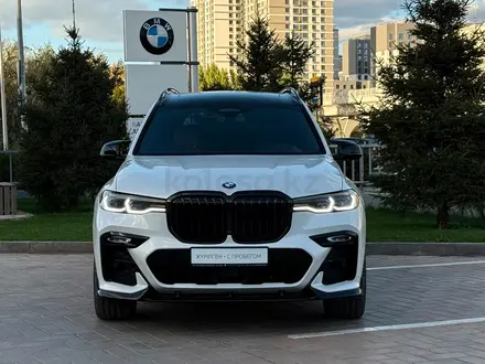 BMW X7 XDrive 40i 2022 года за 45 700 000 тг. в Астана – фото 2