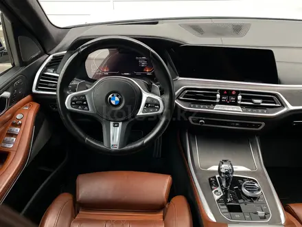BMW X7 XDrive 40i 2022 года за 45 700 000 тг. в Астана – фото 18