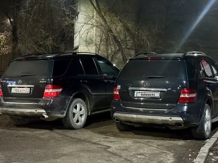 Mercedes-Benz ML 500 2007 года за 7 000 000 тг. в Алматы – фото 20