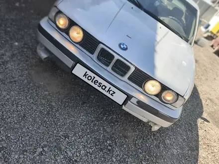 BMW 520 1991 года за 1 000 000 тг. в Астана