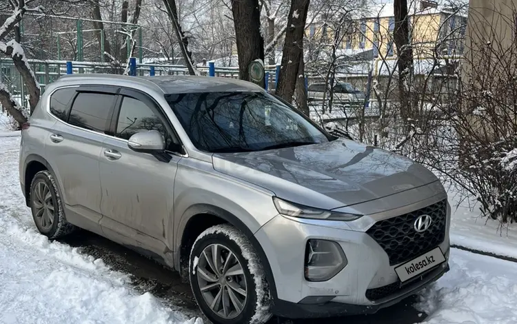 Hyundai Santa Fe 2020 года за 13 000 000 тг. в Алматы