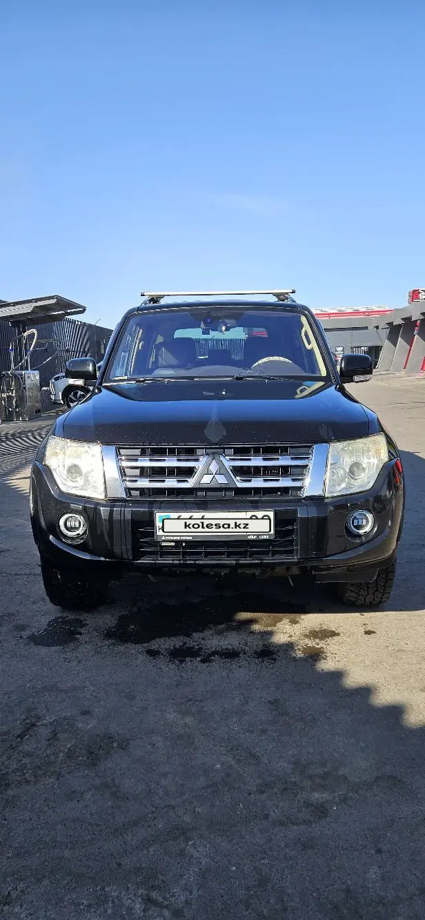Mitsubishi Pajero, 2012