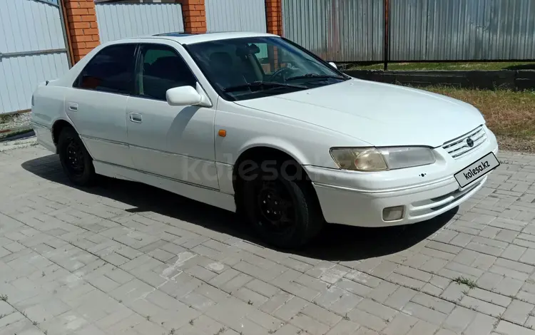 Toyota Camry 1999 годаүшін2 450 000 тг. в Актобе