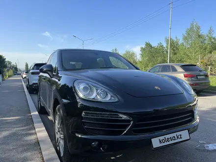 Porsche Cayenne 2012 года за 18 500 000 тг. в Алматы – фото 2