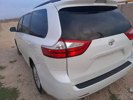 Toyota Sienna 2015 года за 10 000 000 тг. в Актау – фото 5