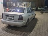 Hyundai Accent 2005 года за 2 500 000 тг. в Актобе – фото 3