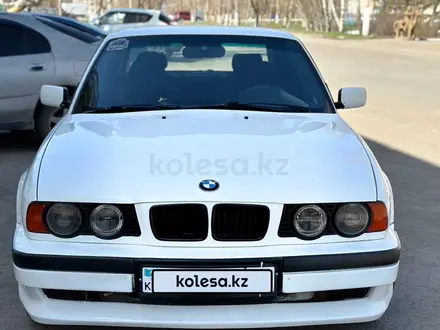 BMW 520 1992 года за 1 550 000 тг. в Астана