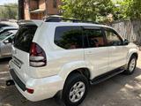 Toyota Land Cruiser Prado 2005 года за 10 000 000 тг. в Алматы – фото 4