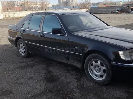 Mercedes-Benz S 320 1995 года за 3 000 000 тг. в Семей – фото 2