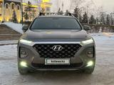 Hyundai Santa Fe 2020 годаfor14 000 000 тг. в Астана