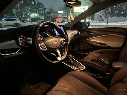 Chevrolet Onix 2025 года за 6 200 000 тг. в Алматы – фото 20