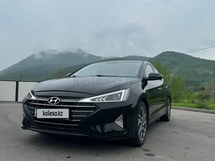 Hyundai Elantra 2019 года за 8 500 000 тг. в Алматы – фото 3