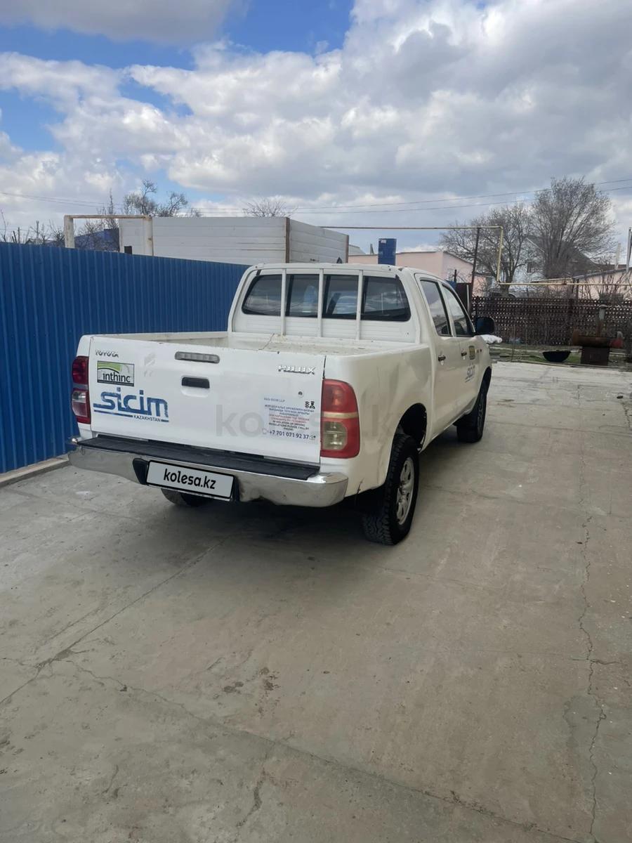 Toyota Hilux 2014 г.