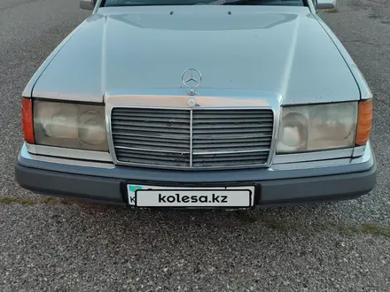 Mercedes-Benz E 230 1990 года за 750 000 тг. в Жанатас