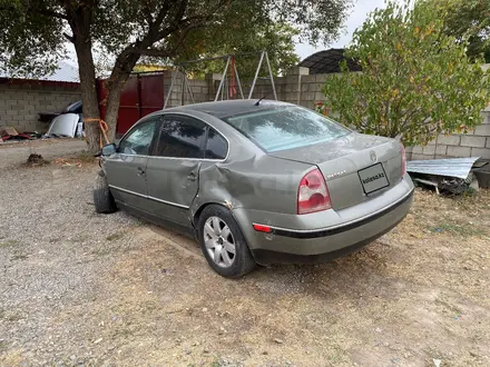 Volkswagen Passat 2001 года за 850 000 тг. в Тараз – фото 4