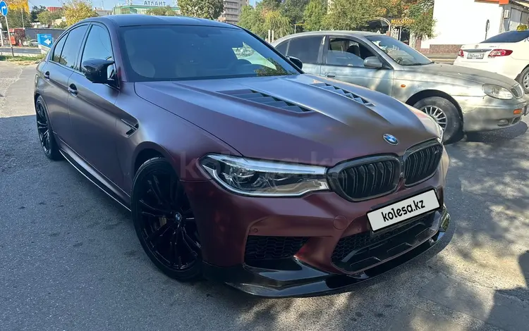 BMW M5 2018 года за 32 000 000 тг. в Алматы