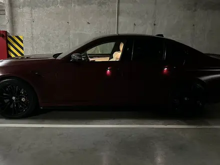 BMW M5 2018 года за 32 000 000 тг. в Алматы – фото 13