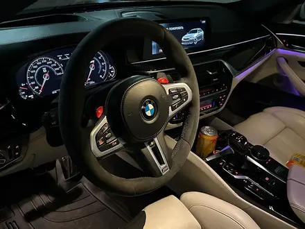 BMW M5 2018 года за 32 000 000 тг. в Алматы – фото 10