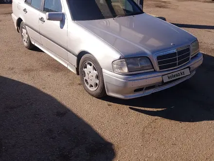 Mercedes-Benz C 180 1997 года за 1 700 000 тг. в Кокшетау