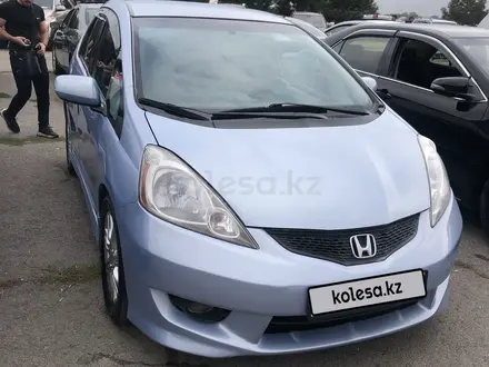 Honda Fit 2010 года за 4 900 000 тг. в Алматы – фото 2