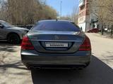 Mercedes-Benz S 500 2007 года за 6 500 000 тг. в Астана – фото 4