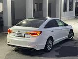 Hyundai Sonata 2016 года за 8 800 000 тг. в Шымкент – фото 4