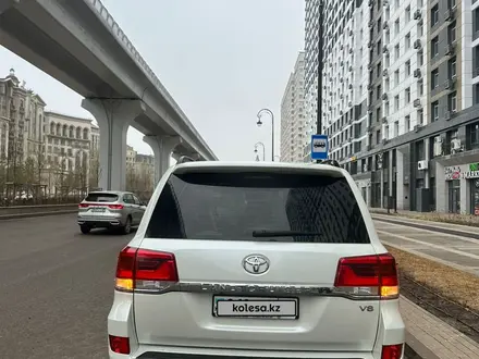 Toyota Land Cruiser 2019 года за 40 000 000 тг. в Астана – фото 4