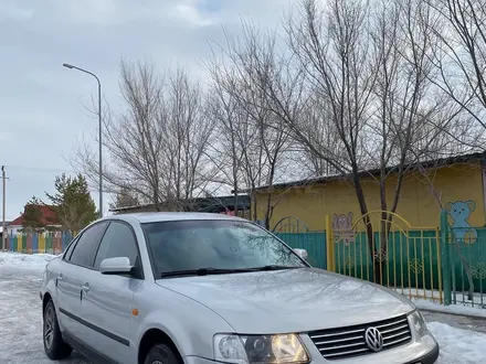 Volkswagen Passat 1998 года за 1 800 000 тг. в Талдыкорган – фото 3