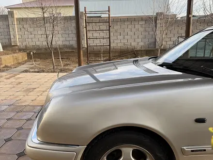 Mercedes-Benz E 320 1998 года за 4 500 000 тг. в Шымкент – фото 15