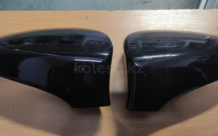 Крышки зеркал GS 350 за 60 000 тг. в Алматы