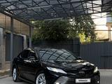 Toyota Camry 2021 года за 14 499 000 тг. в Алматы