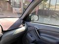 Toyota RAV4 2001 годаүшін4 900 000 тг. в Алматы – фото 17