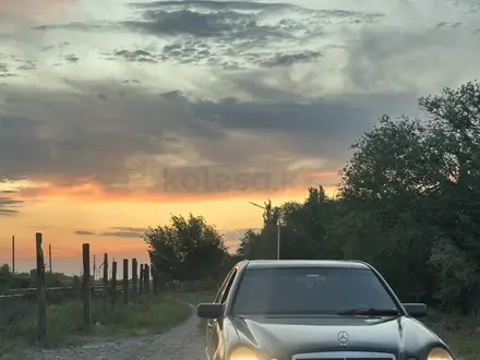 Mercedes-Benz E 320 1997 года за 1 500 000 тг. в Астана