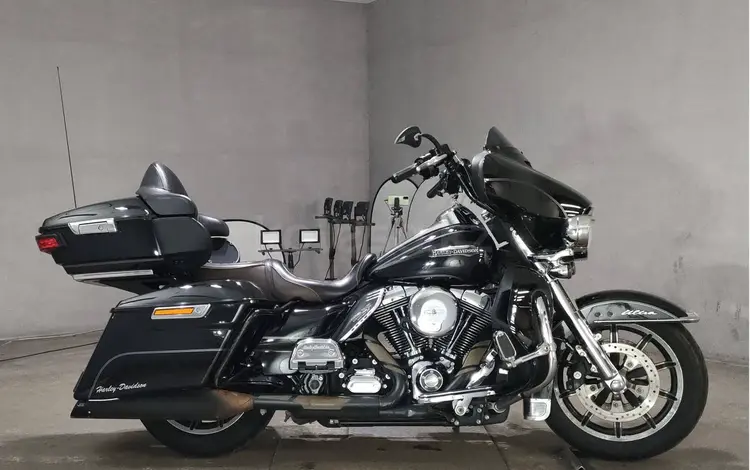 Harley-Davidson  FLHTCU TC1690 ELECTRA GLIDE 2014 года за 6 890 000 тг. в Шымкент