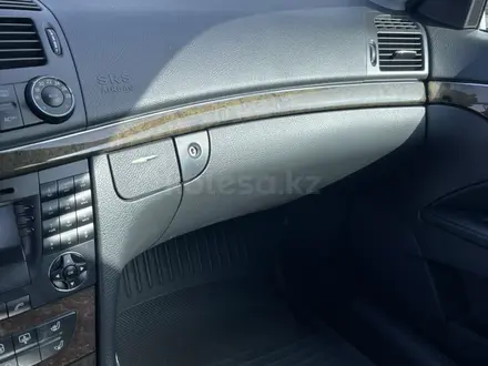 Mercedes-Benz E 320 2002 года за 6 950 000 тг. в Алматы – фото 37