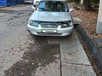 Toyota Camry 1999 годаүшін3 600 000 тг. в Алматы